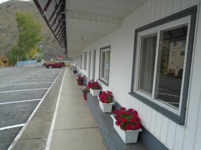 Robbie'S Motel แคชครีก ภายนอก รูปภาพ